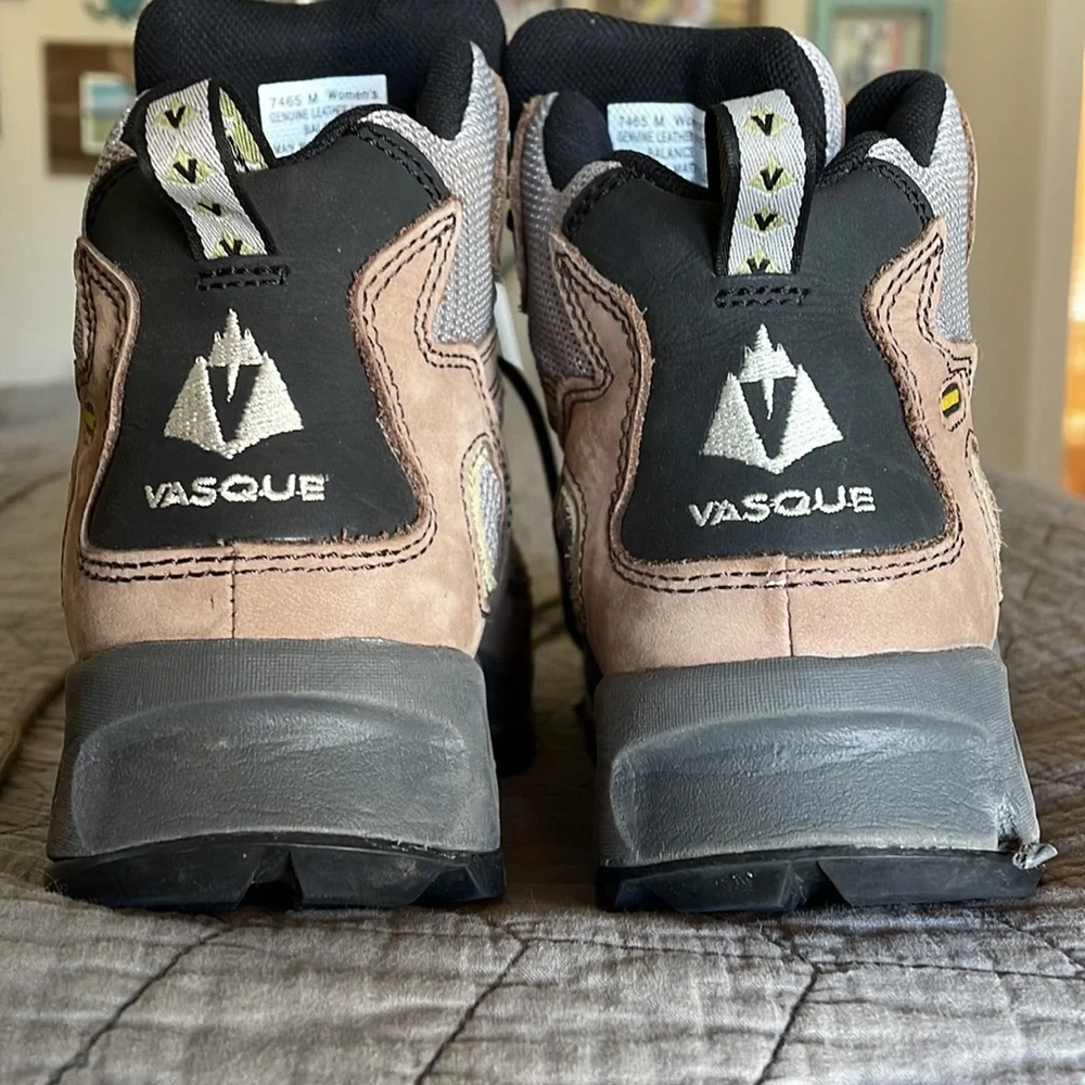 Vasque Women's Hiking Boots in Tan and Gray